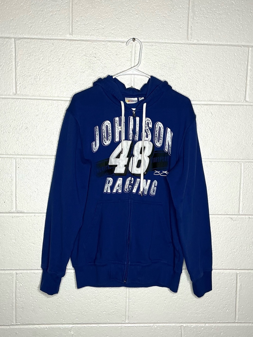 < NASCAR Jimmie Johnson 48 Full Zip Hoodie Size Large >